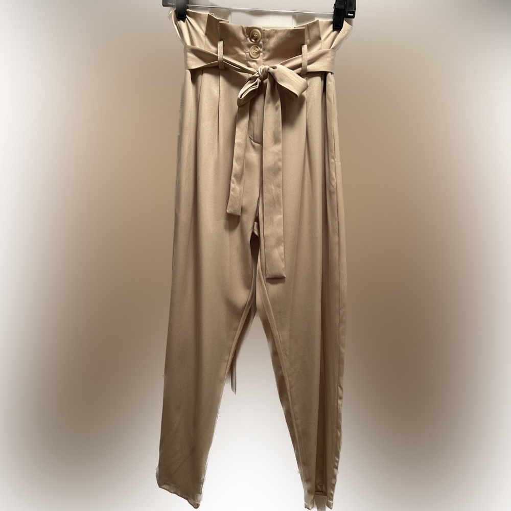 Shein Off White/ Champaign Paperbag Waist Belted Lightweight Pants, Size M